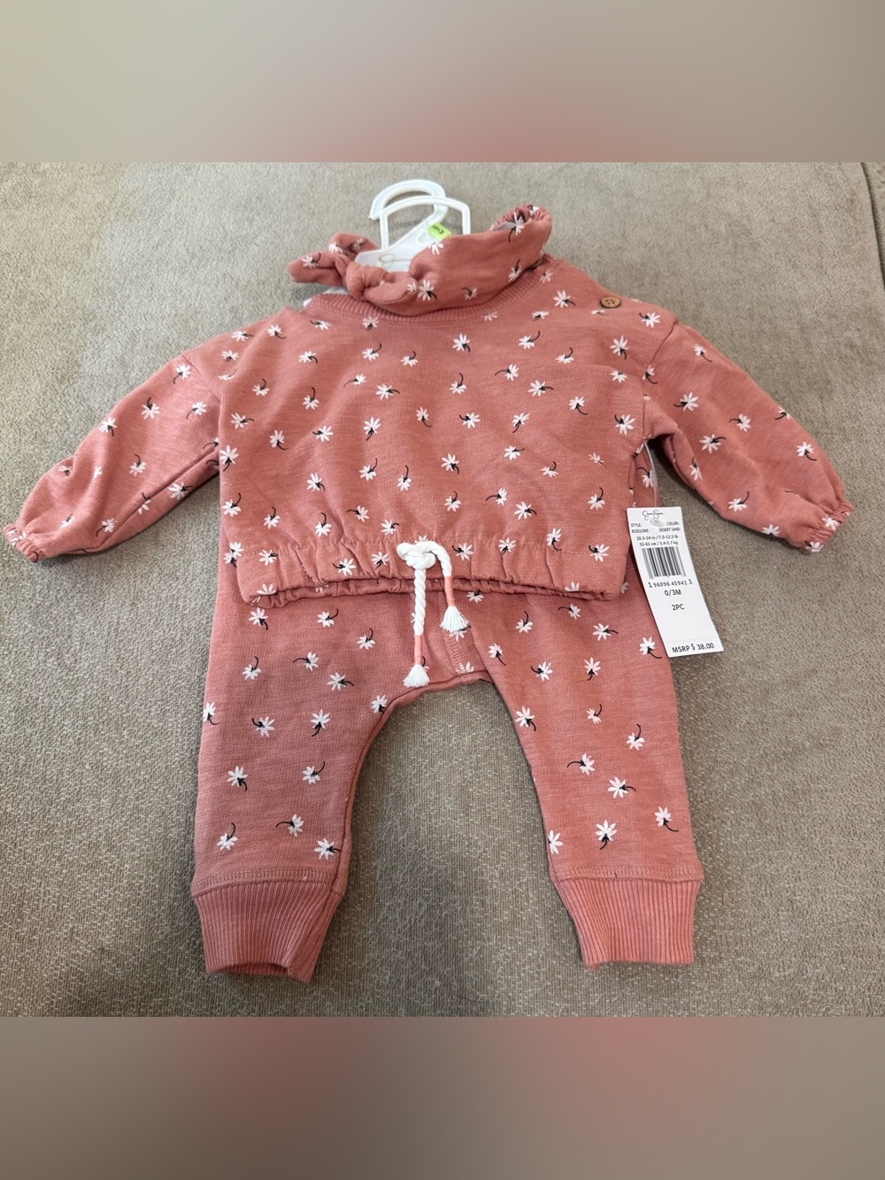 Jessica Simpson Dusty Rose Floral jogger baby set